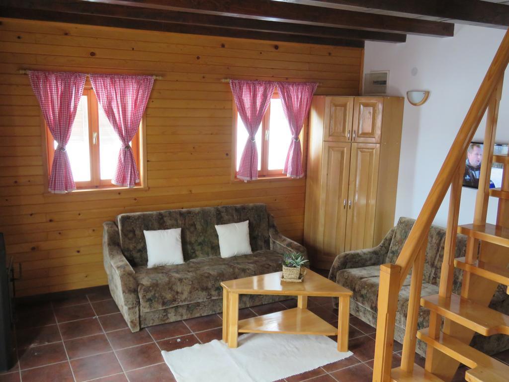 Guesthouse Stefanac Otočac Екстериор снимка